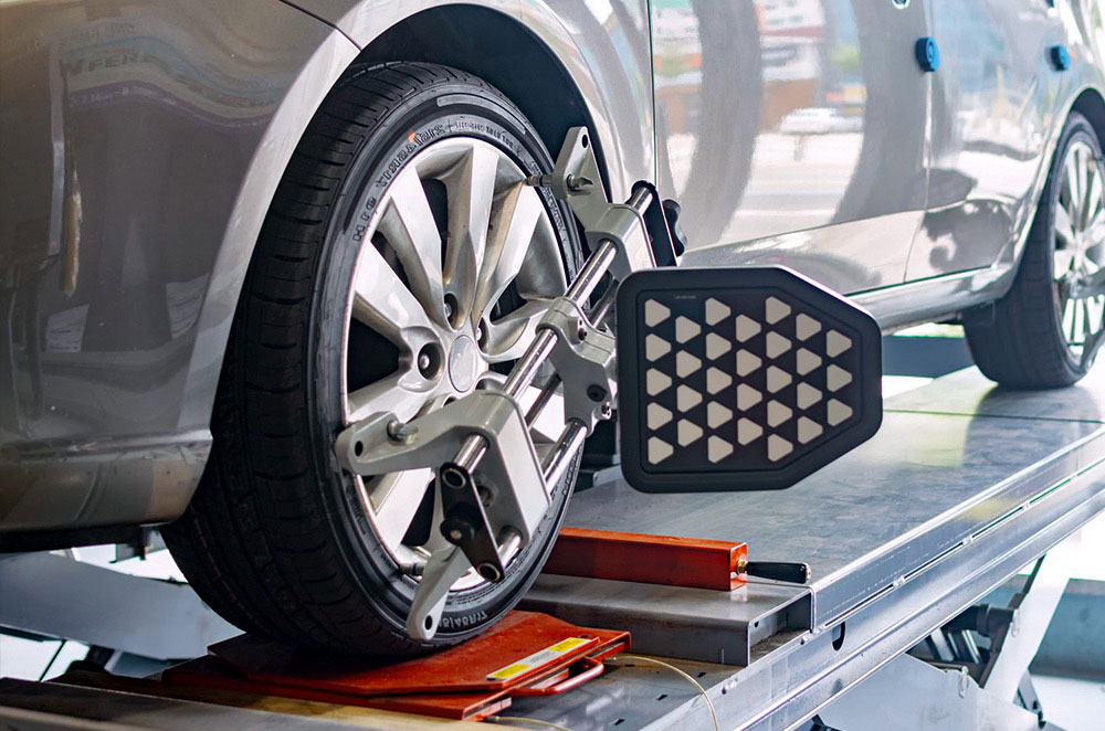 Wheel alignment Harlow